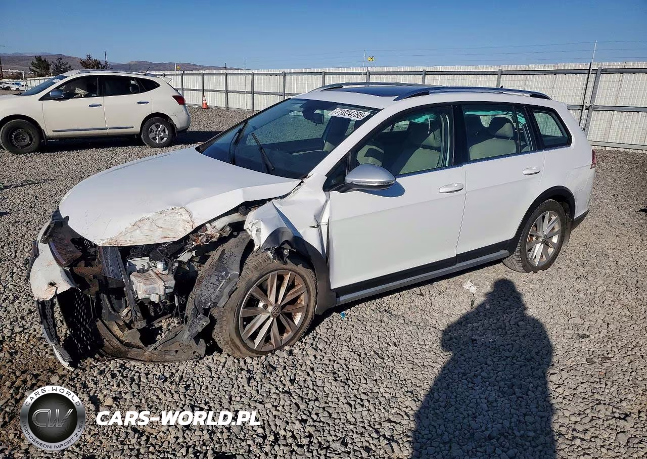 2018 Volkswagen Golf Alltrack S VIN:3VWH17AU7JM759850 - 1