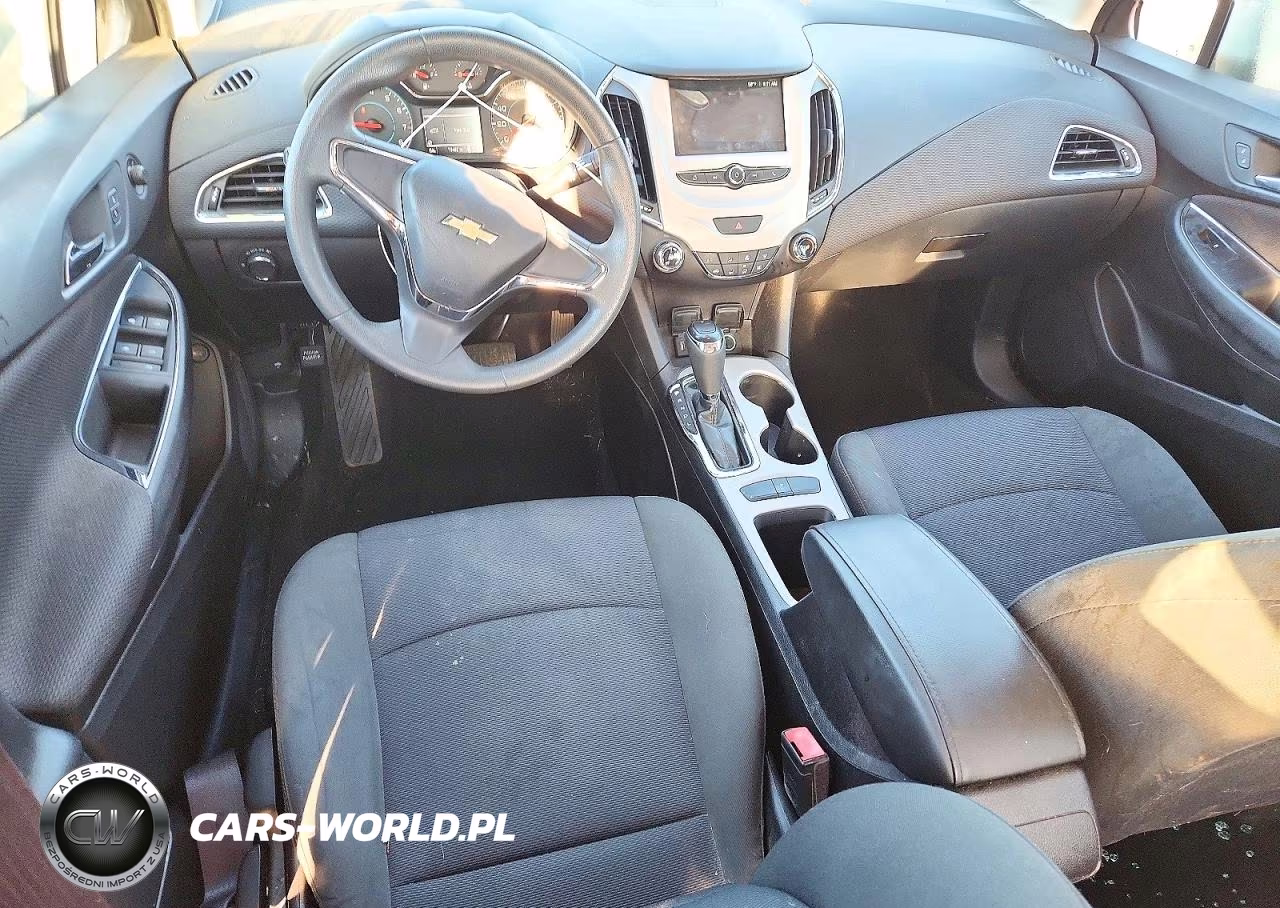 2017 Chevrolet Cruze VIN:3G1BC5SM9HS564532 - 8