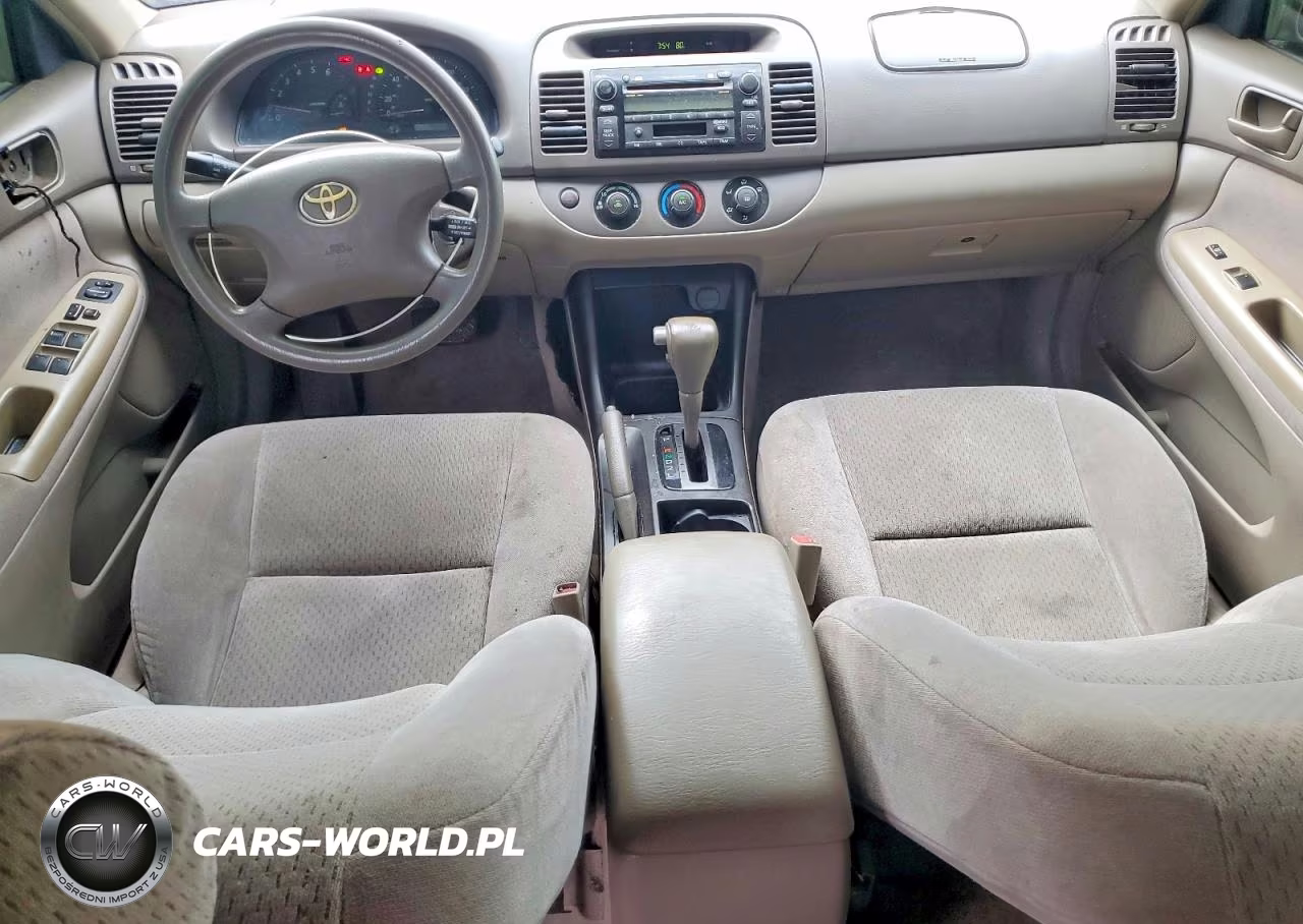 2003 Toyota Camry Le VIN:4T1BE32K83U159660 - 8