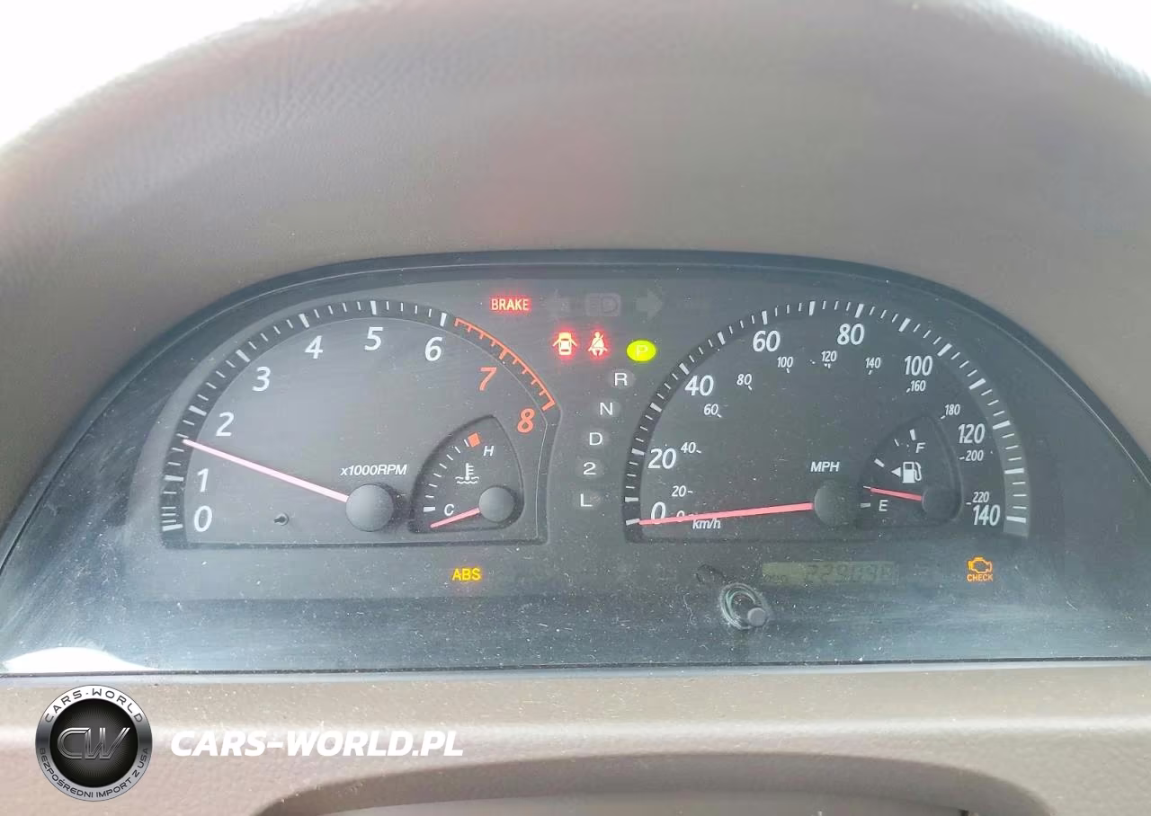 2003 Toyota Camry Le VIN:4T1BE32K83U159660 - 9
