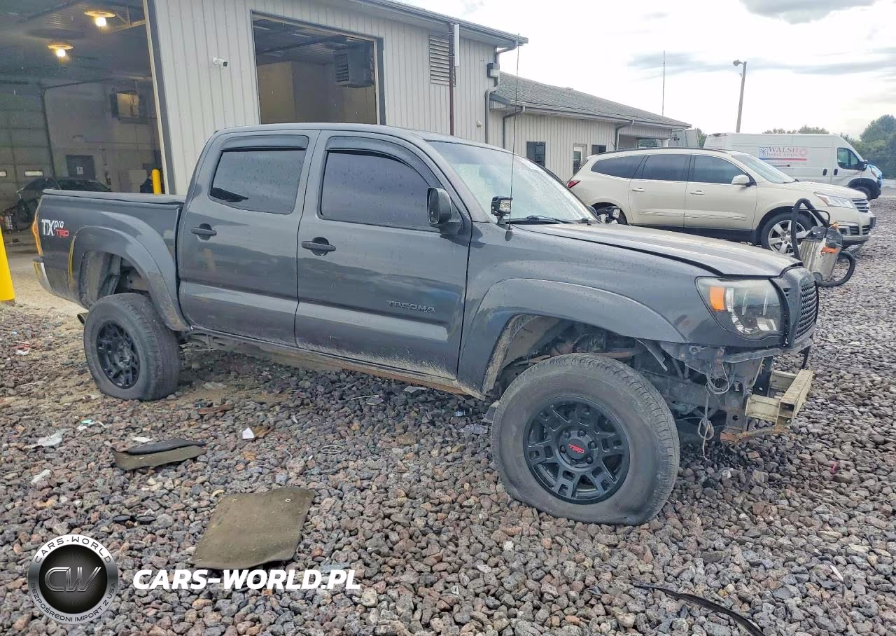 2011 Toyota Tacoma V6 VIN:3TMLU4EN5BM079596 - 4