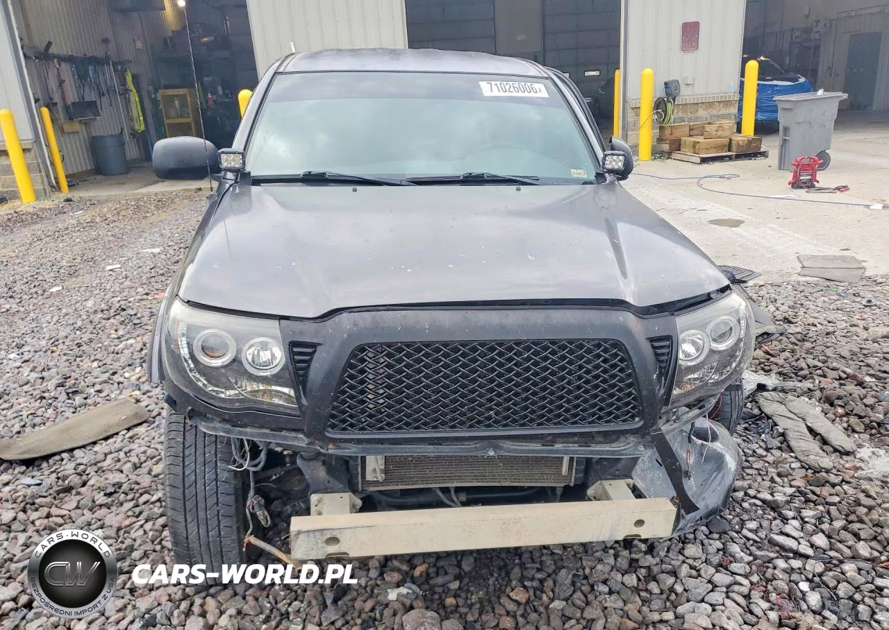 2011 Toyota Tacoma V6 VIN:3TMLU4EN5BM079596 - 5