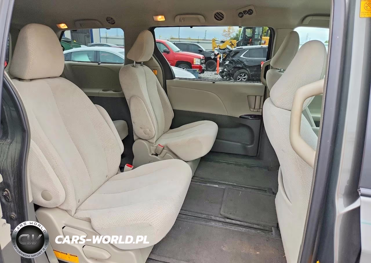 2012 Toyota Sienna Le VIN:5TDJK3DC1CS036530 - 11