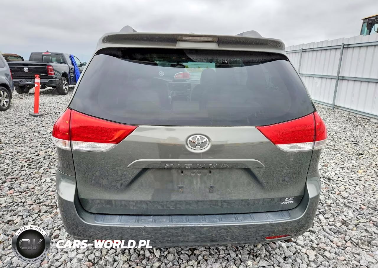 2012 Toyota Sienna Le VIN:5TDJK3DC1CS036530 - 6