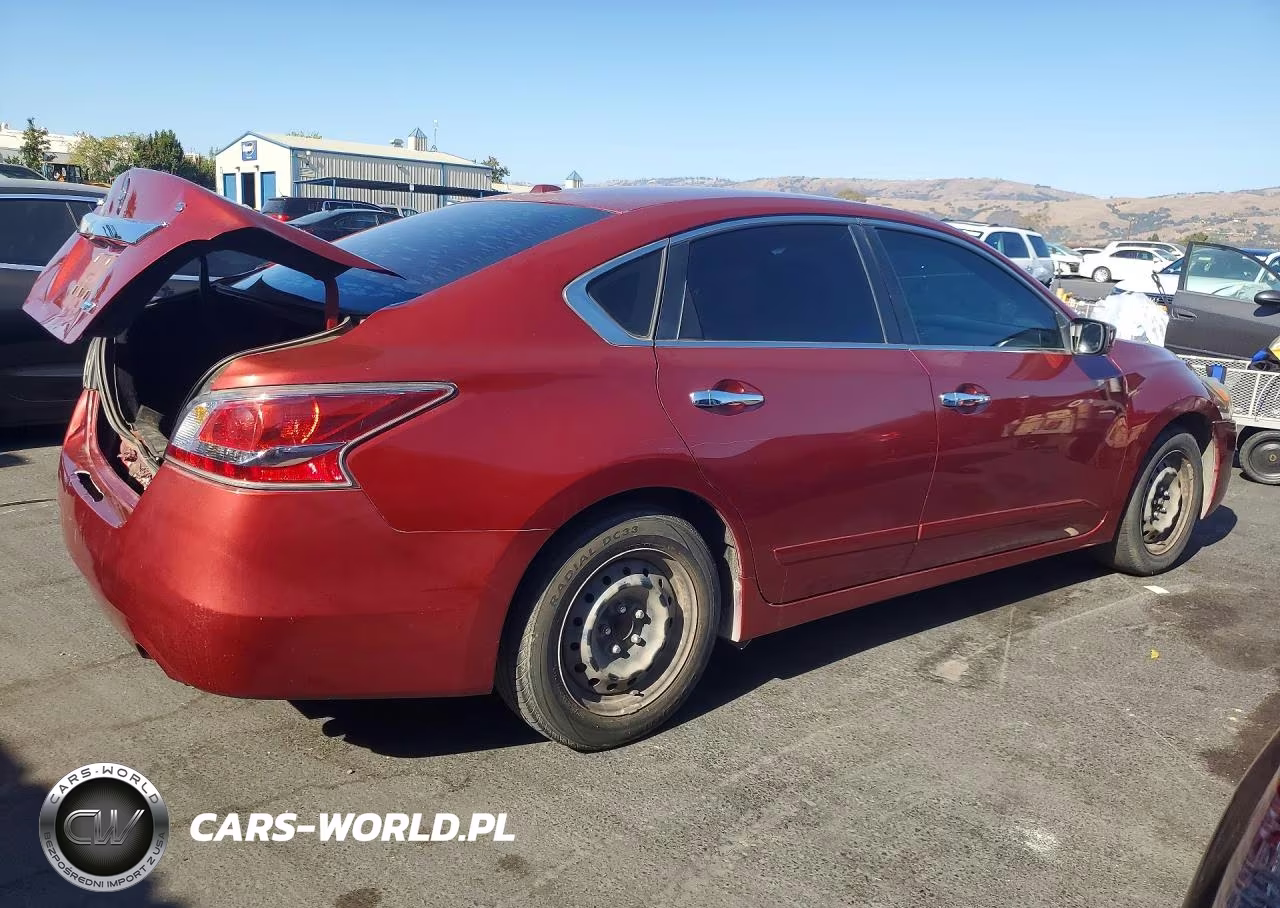 2014 Nissan Altima 2.5 S VIN:1N4AL3AP2EC158425 - 3