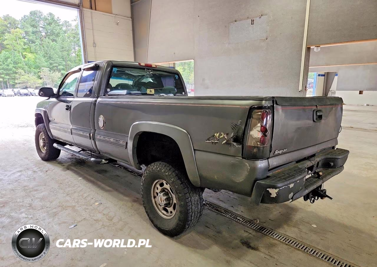 2001 Chevrolet Silverado K2500 Heavy Duty VIN:1GCHK29U71E215054 - 2