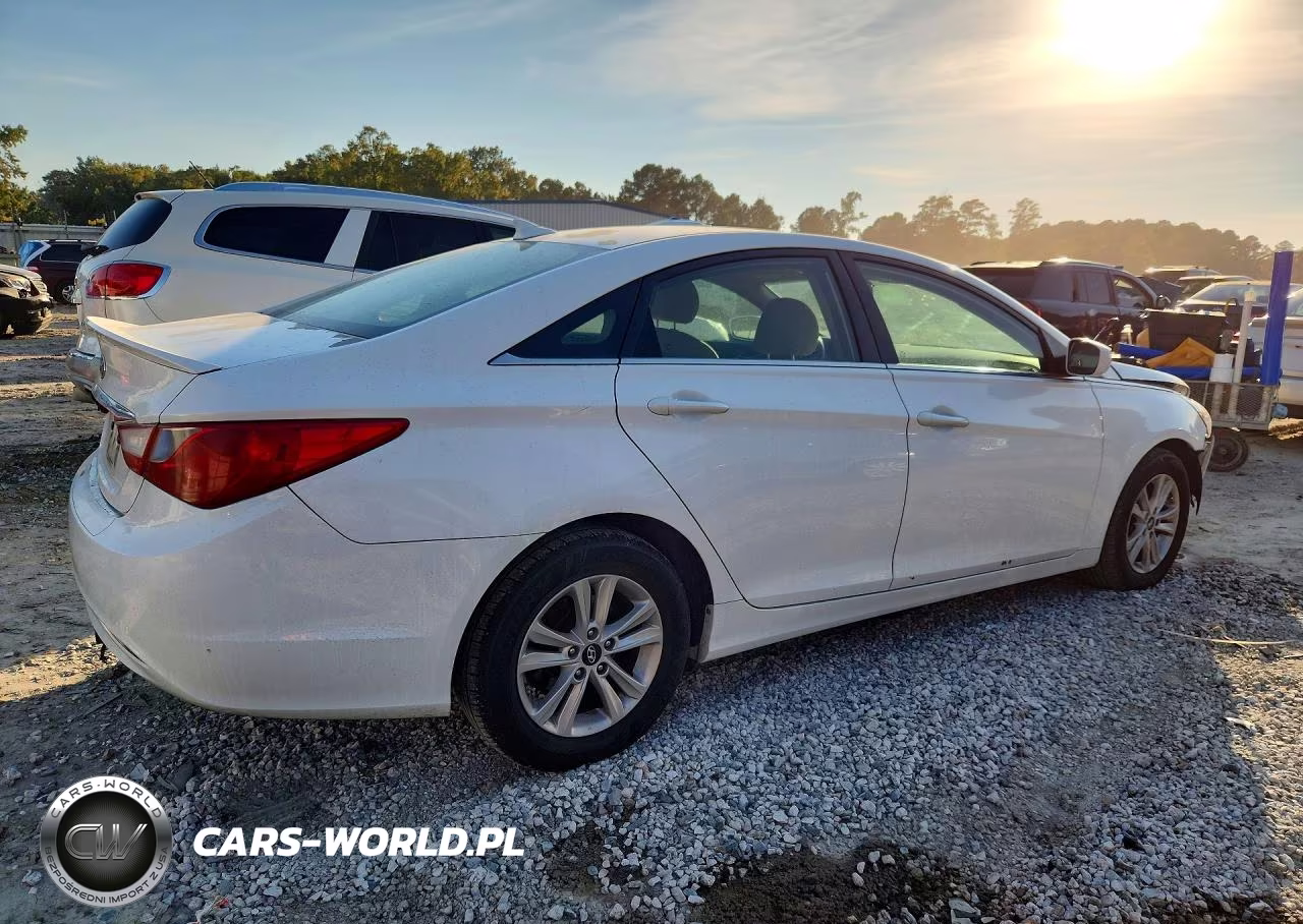 2013 Hyundai Sonata Gls VIN:5NPEB4AC5DH686156 - 3