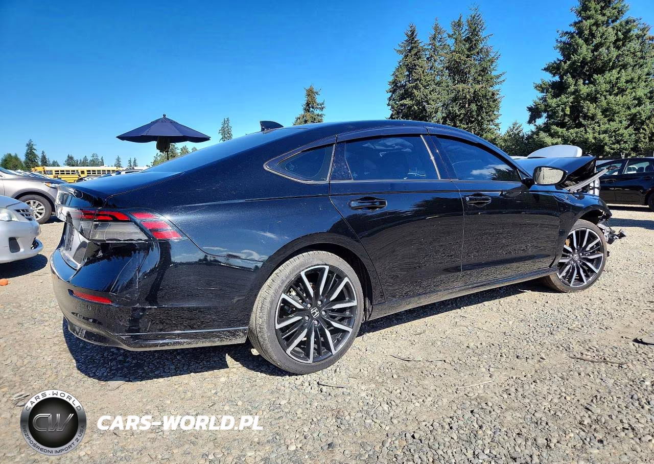 2025 Honda Accord Touring Hybrid VIN:1HGCY2F80SA050183 - 3