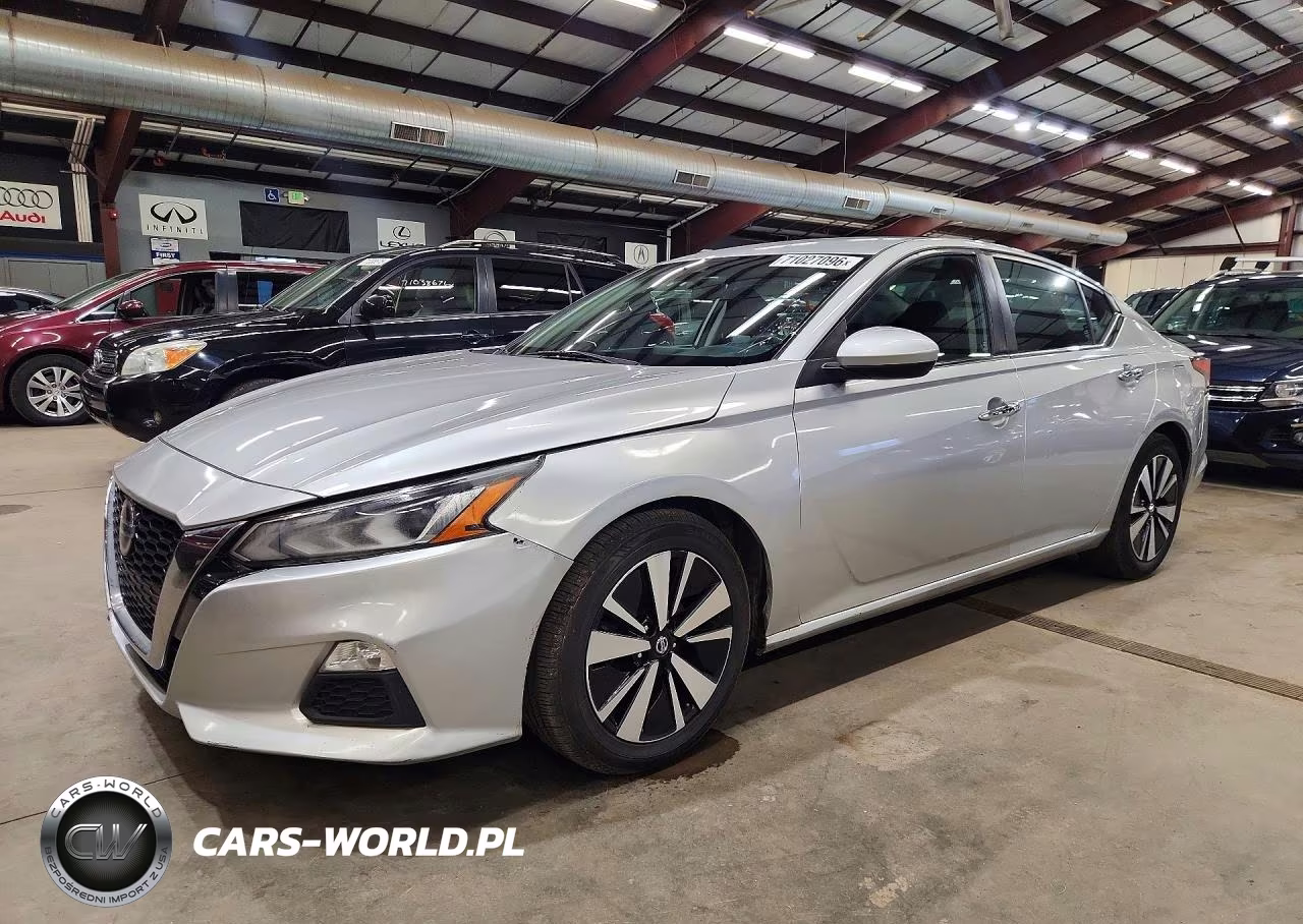 2021 Nissan Altima Sv
