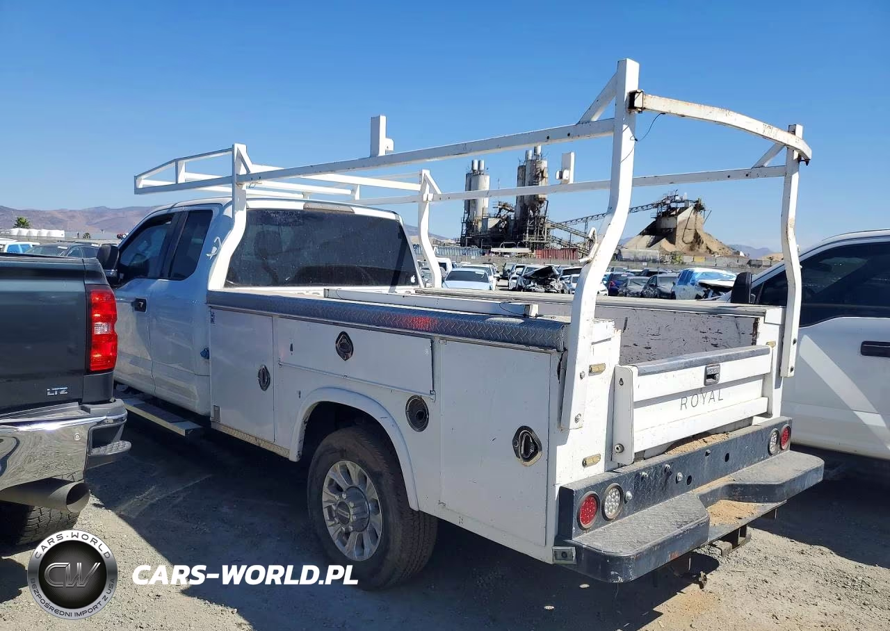 2018 Ford F350 Super Duty VIN:1FD8X3FT4JEB52221 - 2