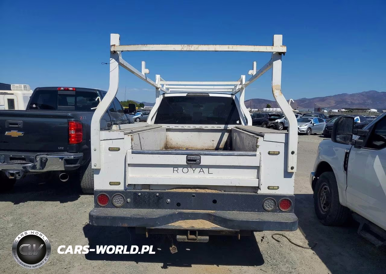 2018 Ford F350 Super Duty VIN:1FD8X3FT4JEB52221 - 6