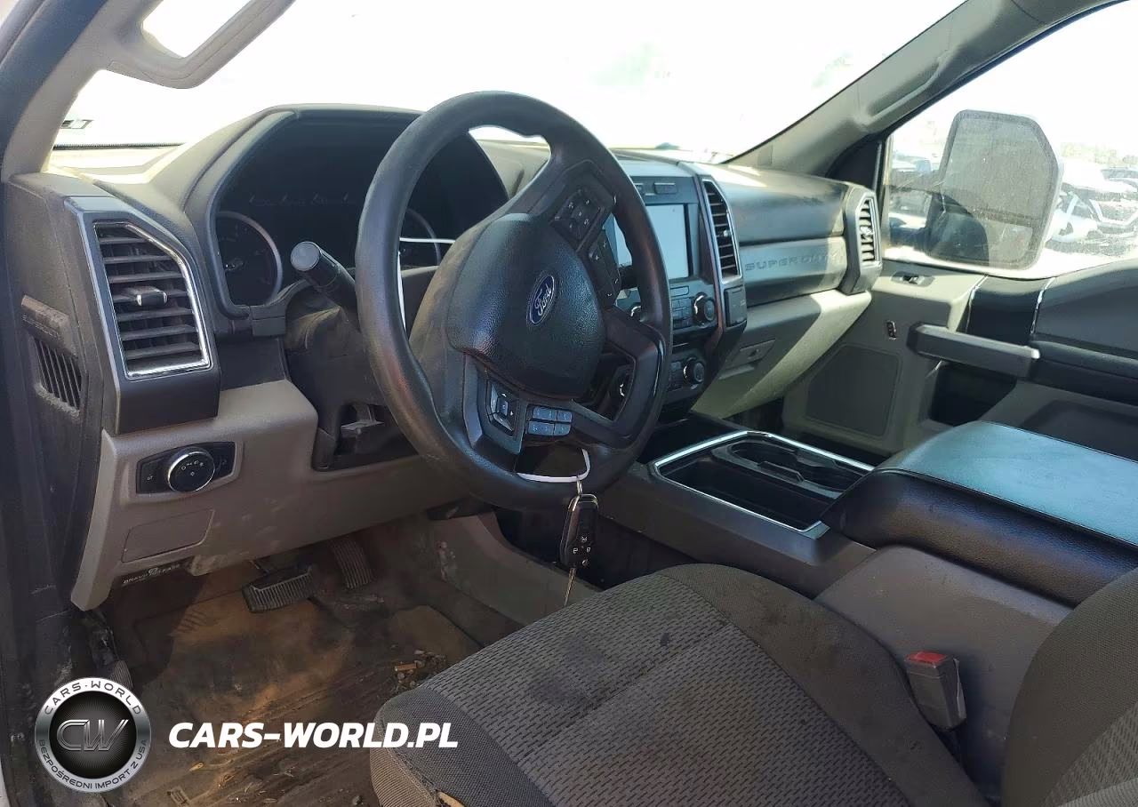 2018 Ford F350 Super Duty VIN:1FD8X3FT4JEB52221 - 8