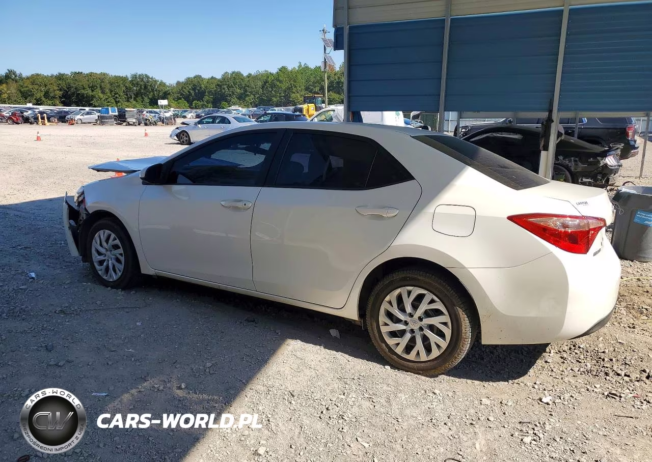 2018 Toyota Corolla Le VIN:5YFBURHE6JP806837 - 2