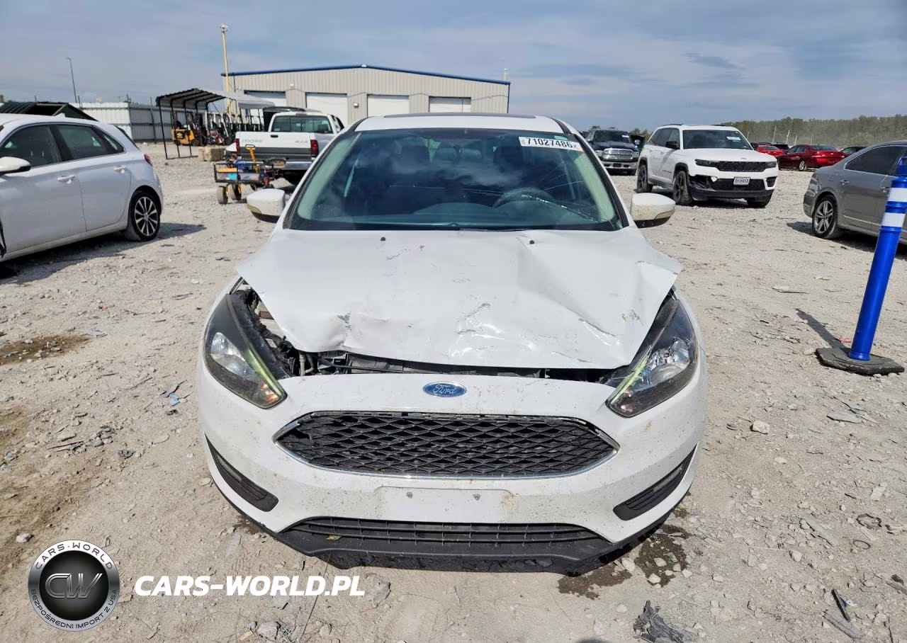 2018 Ford Focus Sel VIN:1FADP3H27JL223498 - 5