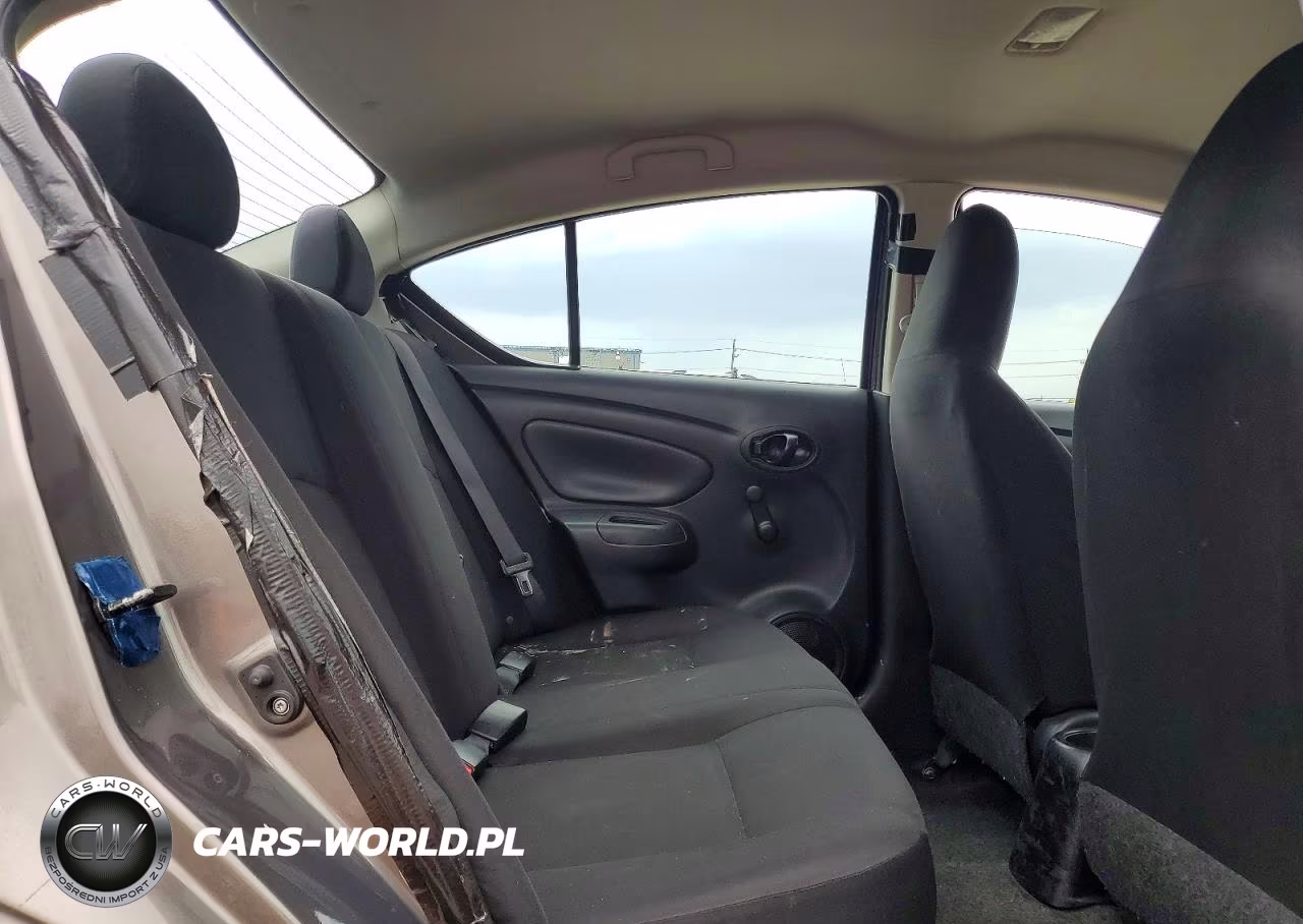2015 Nissan Versa 1.6 S Plus VIN:3N1CN7AP3FL840422 - 10