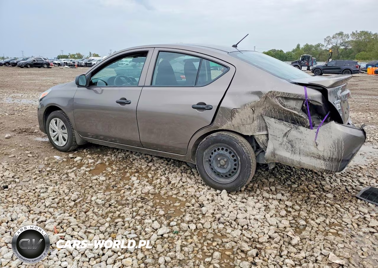 2015 Nissan Versa 1.6 S Plus VIN:3N1CN7AP3FL840422 - 2