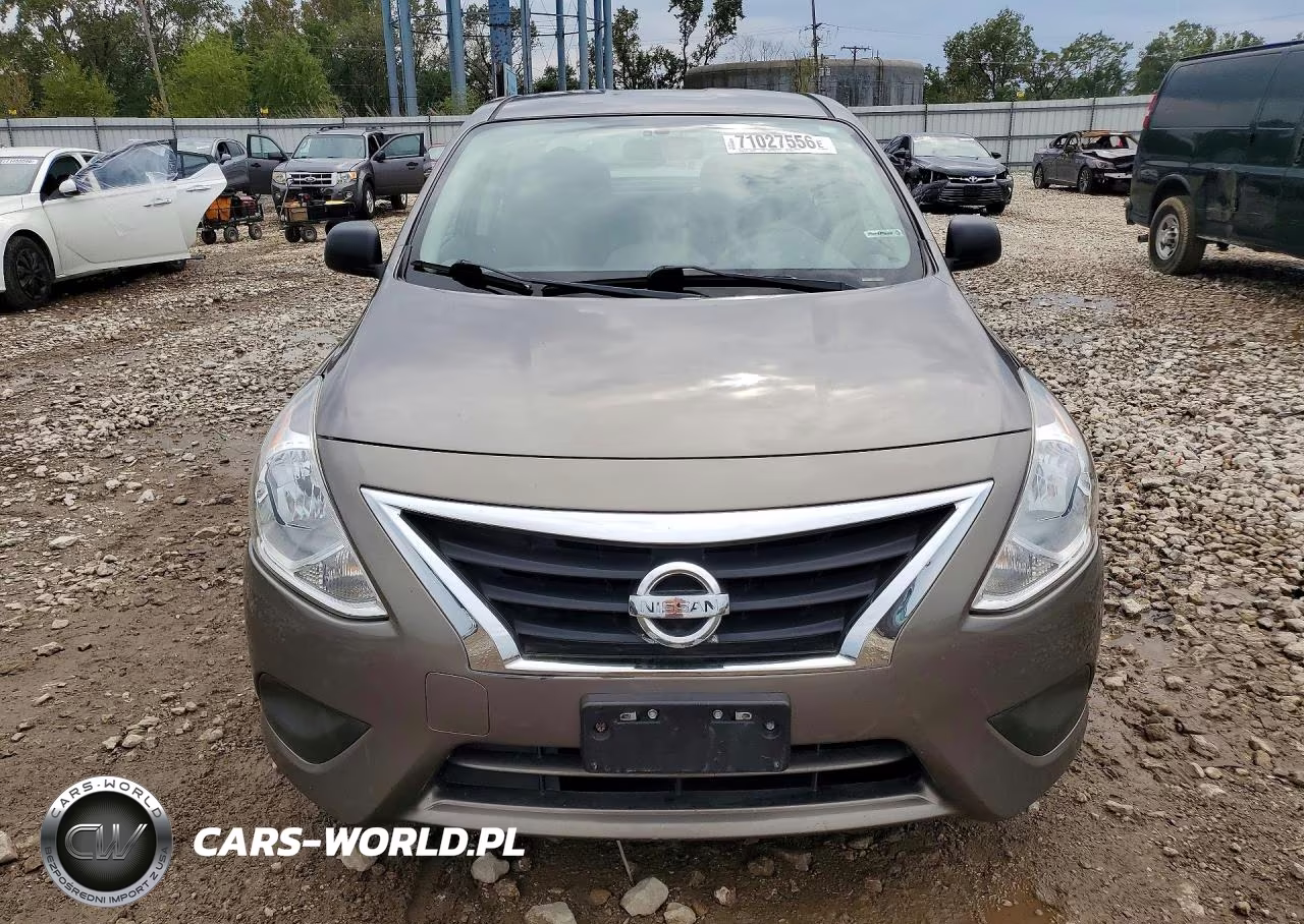 2015 Nissan Versa 1.6 S Plus VIN:3N1CN7AP3FL840422 - 5