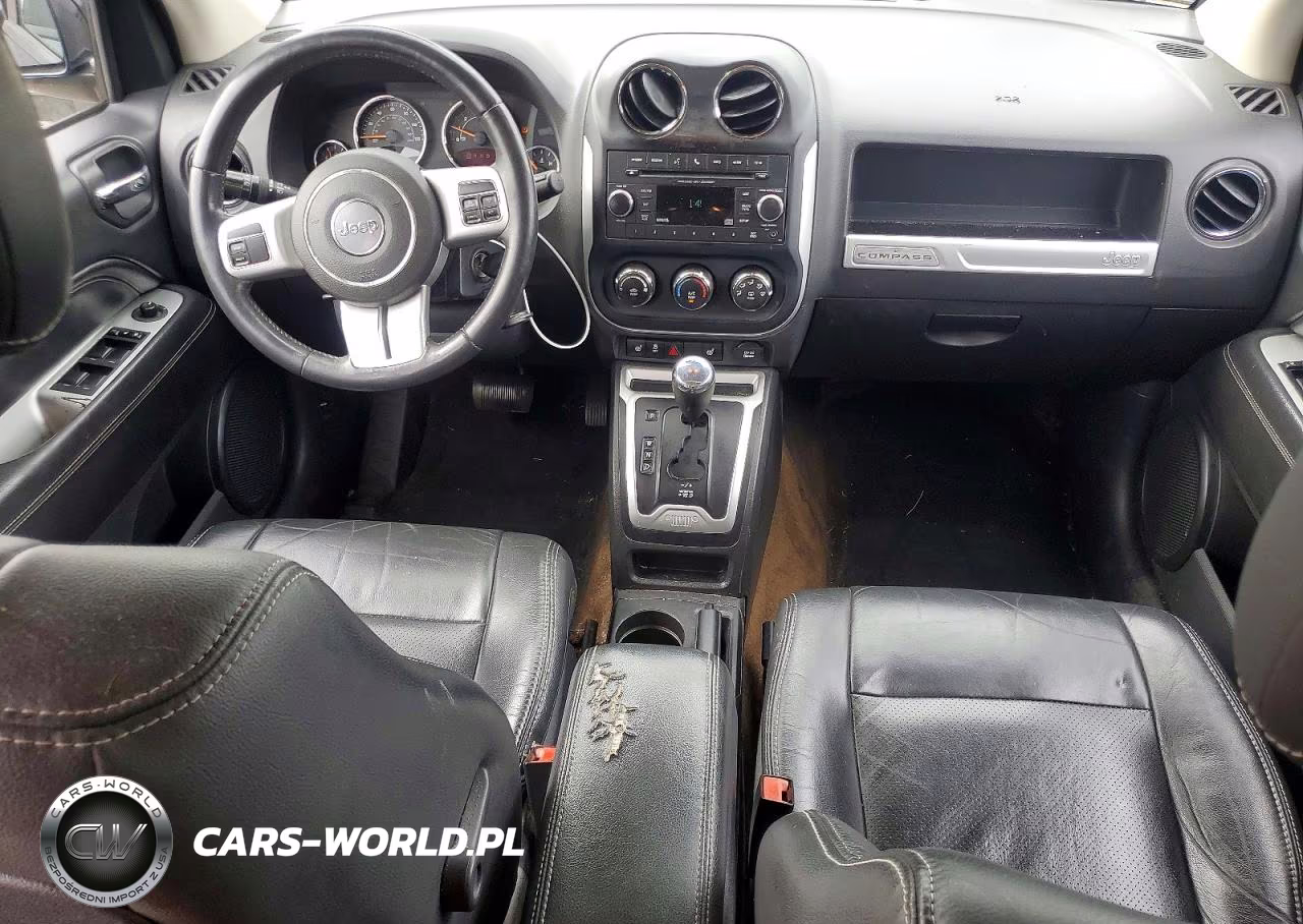2016 Jeep Compass Latitude VIN:1C4NJCEA7GD590089 - 8