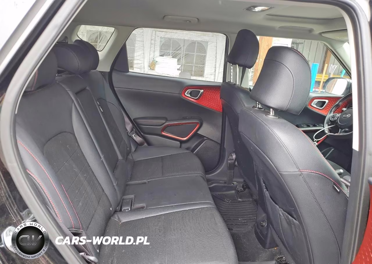 2020 Kia Soul Gt-Line Turbo VIN:KNDJ53AF8L7024682 - 10
