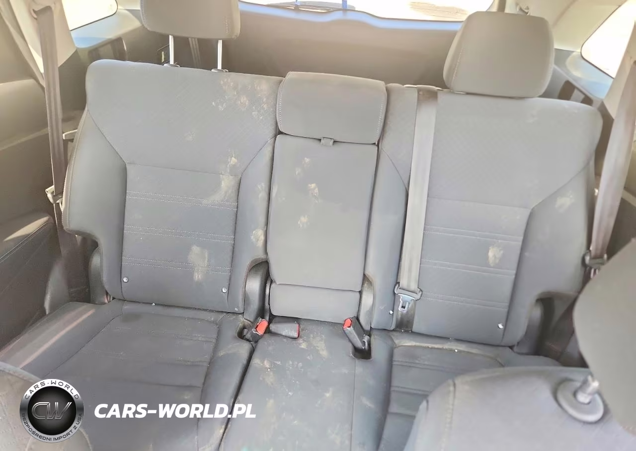 2020 Kia Sorento L VIN:5XYPG4A3XLG657008 - 10