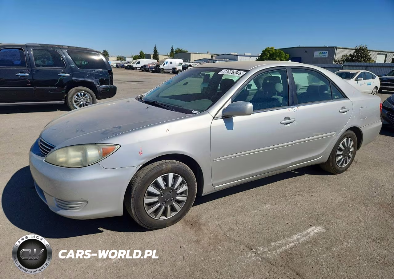 2005 Toyota Camry Le