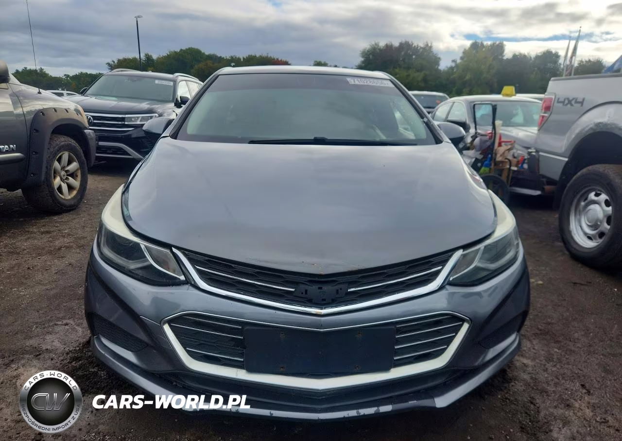 2018 Chevrolet Cruze Lt VIN:1G1BE5SM1J7128370 - 5