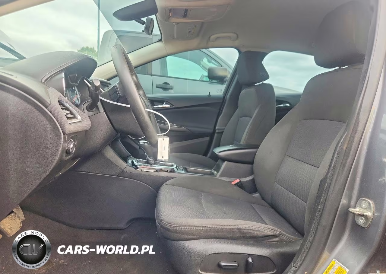 2018 Chevrolet Cruze Lt VIN:1G1BE5SM1J7128370 - 7
