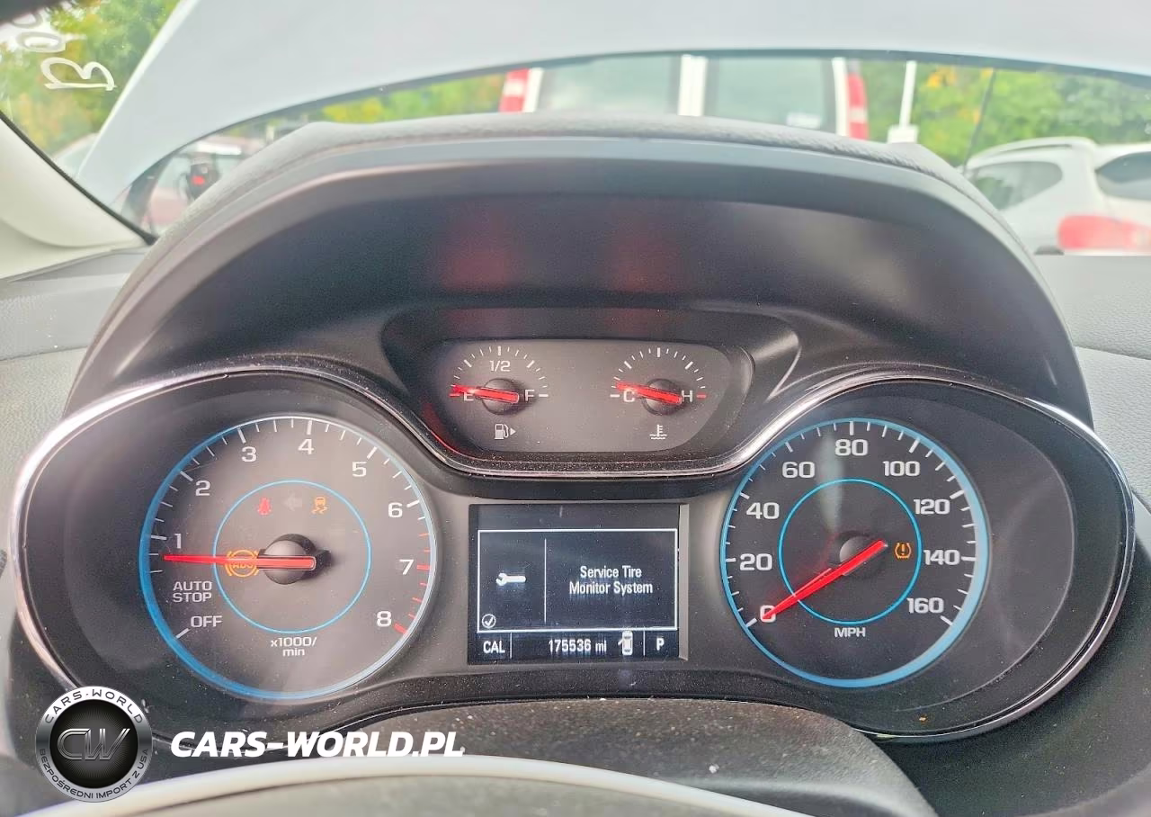 2018 Chevrolet Cruze Lt VIN:1G1BE5SM1J7128370 - 9