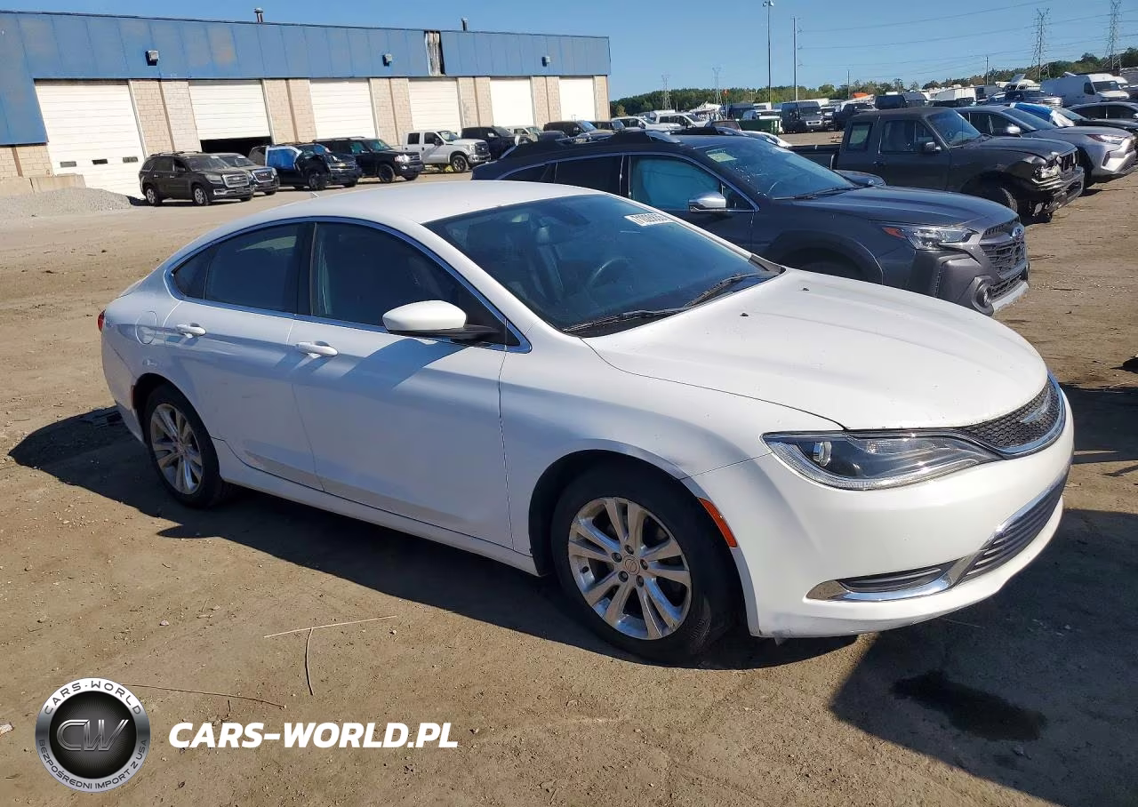 2015 Chrysler 200 Limited VIN:1C3CCCAB6FN600933 - 4