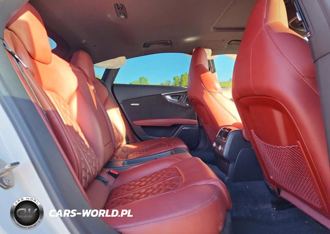 2016 Audi S7 Prestige VIN:WAUW2AFC2GN192298 - 10