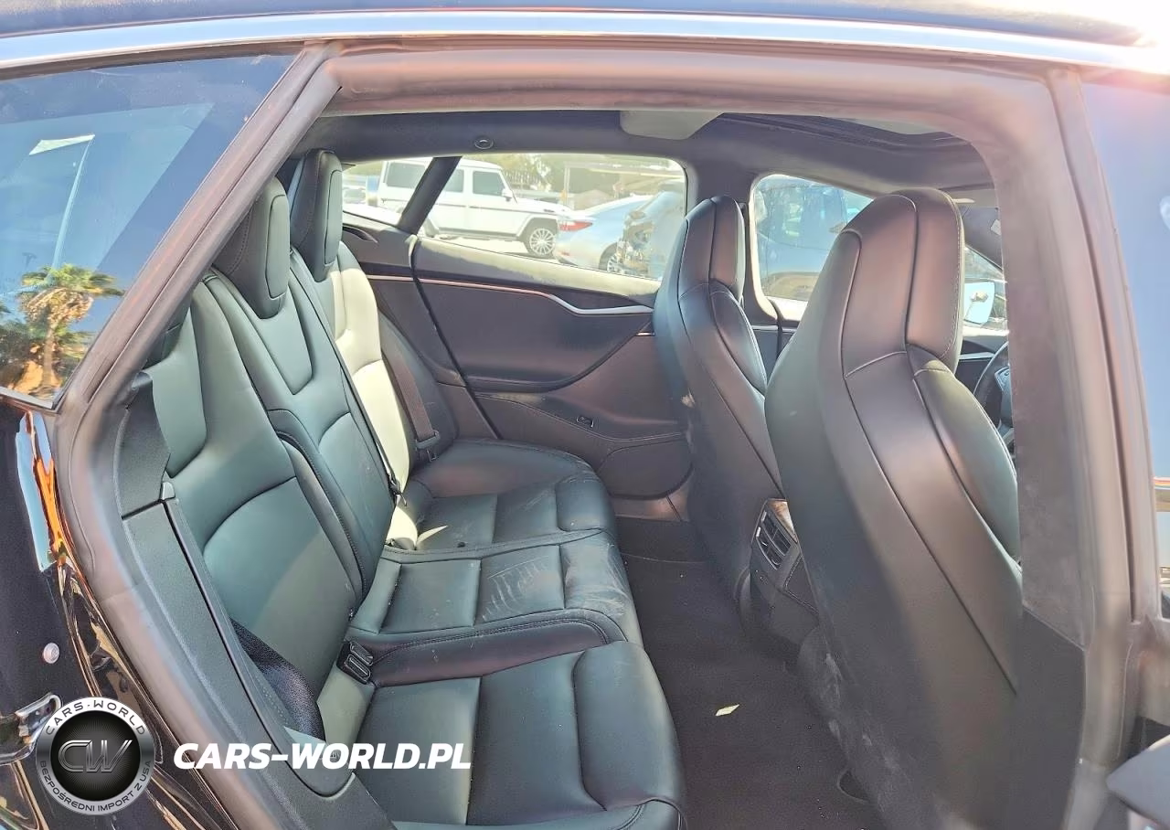 2018 Tesla Model S VIN:5YJSA1E28JF272773 - 10