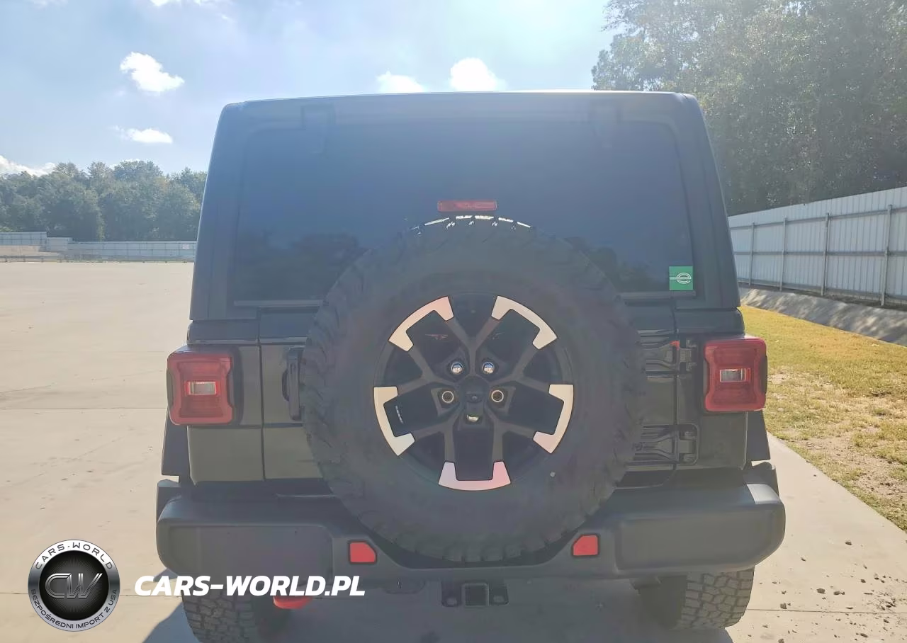 2025 Jeep Wrangler Rubicon VIN:1C4PJXFN2SW526847 - 6