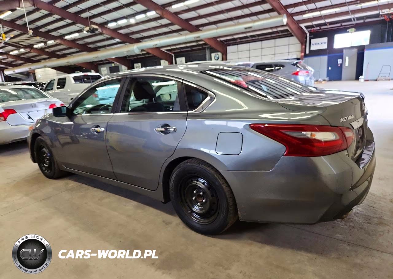 2018 Nissan Altima 2.5 S VIN:1N4AL3AP3JC116162 - 2