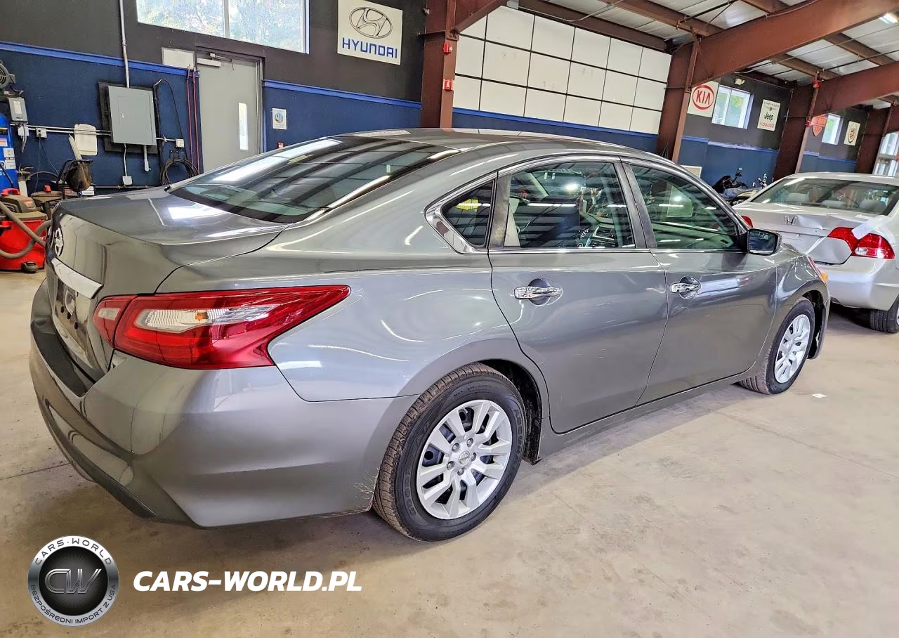 2018 Nissan Altima 2.5 S VIN:1N4AL3AP3JC116162 - 3