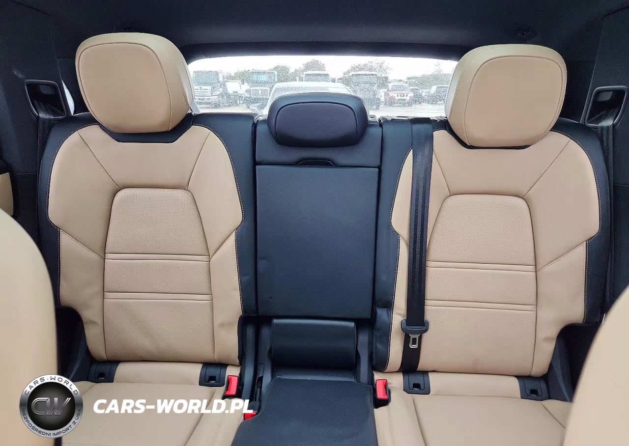 2025 Porsche Cayenne VIN:WP1AA2AY3SDA06614 - 10
