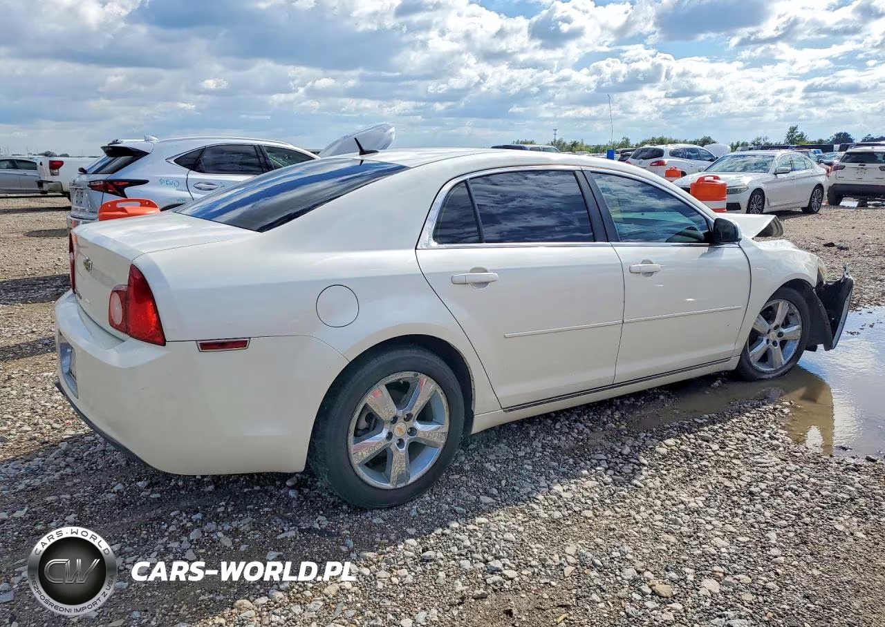 2011 Chevrolet Malibu 1Lt VIN:1G1ZC5E1XBF216685 - 3