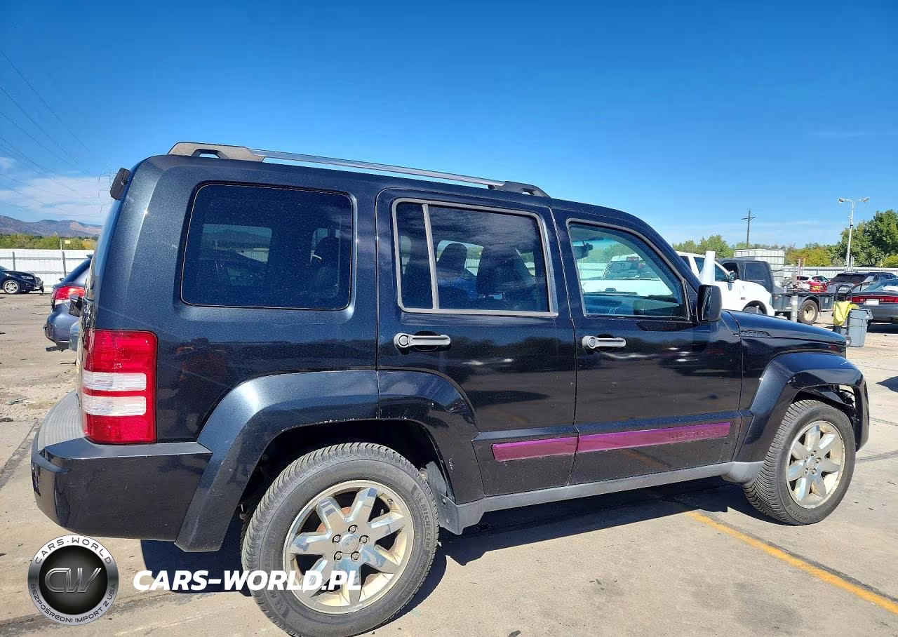 2008 Jeep Liberty Limited VIN:1J8GN58K38W288147 - 3