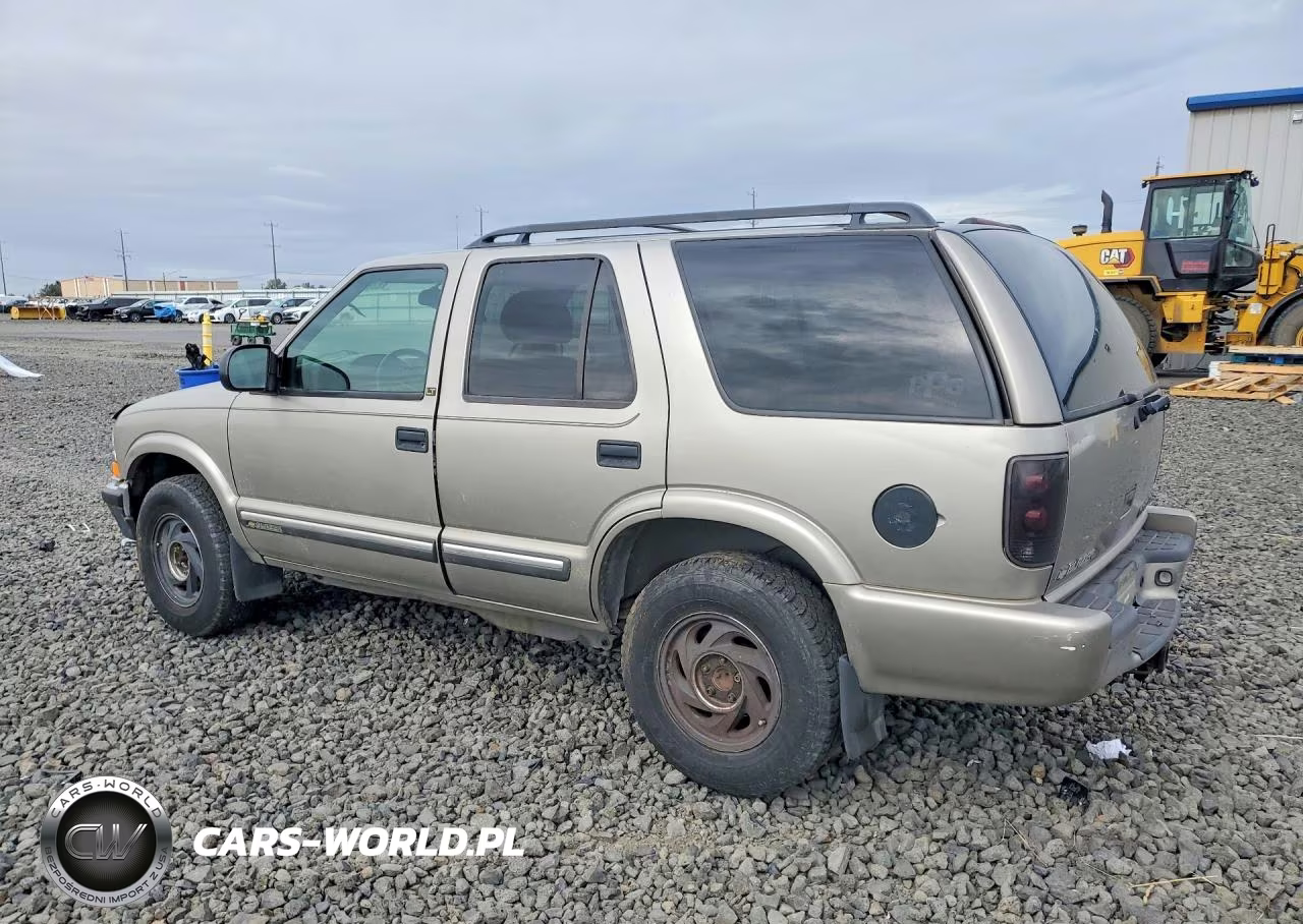 2001 Chevrolet Blazer VIN:1GNDT13W112224616 - 2