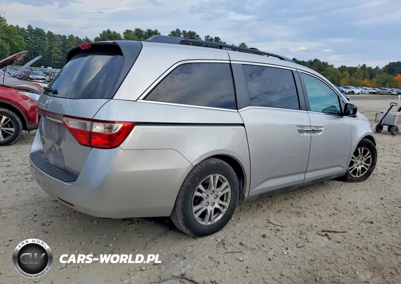 2011 Honda Odyssey Exl VIN:5FNRL5H65BB084227 - 3