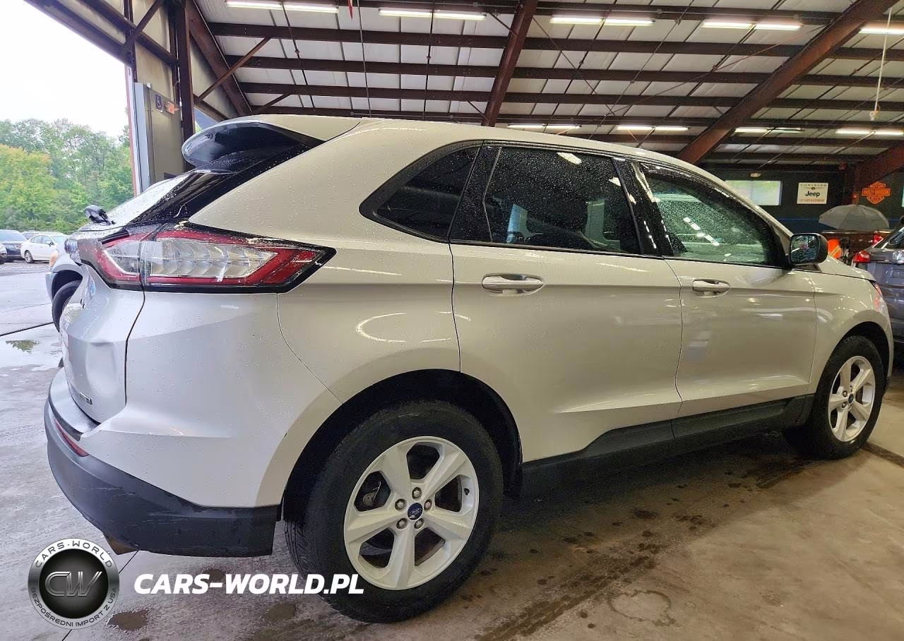 2017 Ford Edge Se VIN:2FMPK4G98HBC21386 - 3