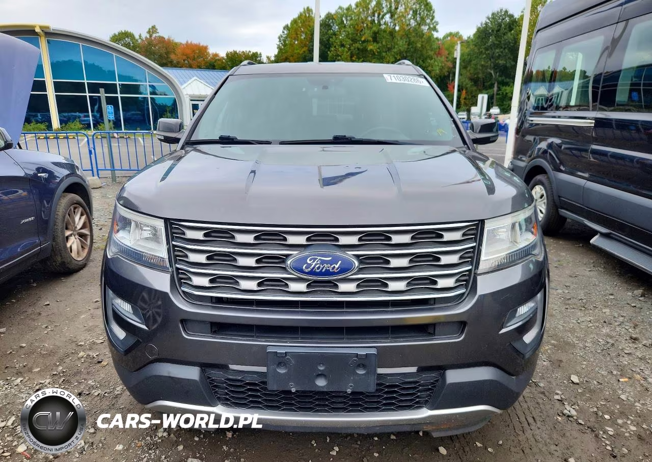 2017 Ford Explorer Xlt VIN:1FM5K8D84HGD19236 - 5