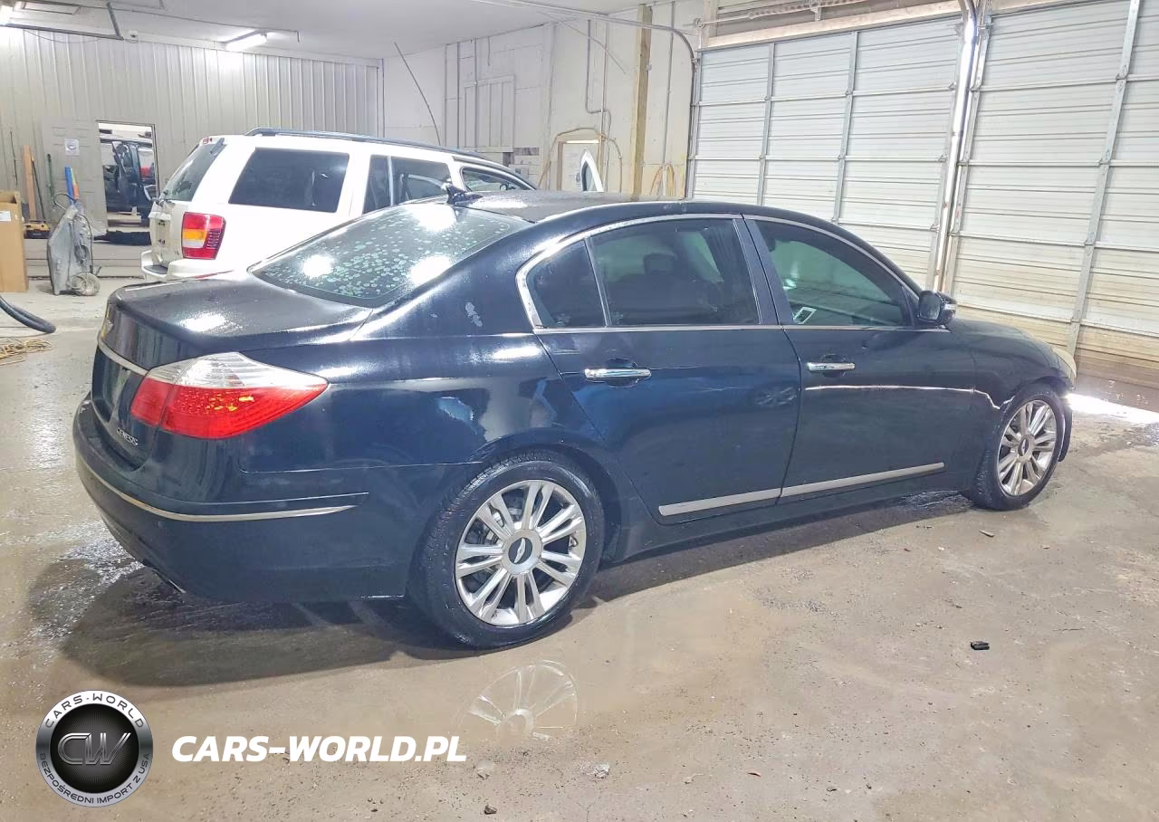 2011 Hyundai Genesis 4.6L VIN:KMHGC4DFXBU115952 - 3
