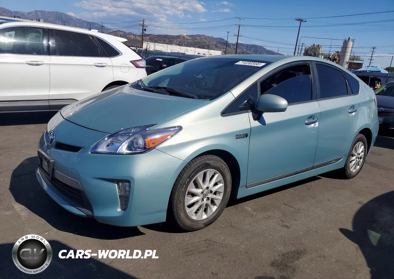 2013 Toyota Prius Plug-In Hybrid Base