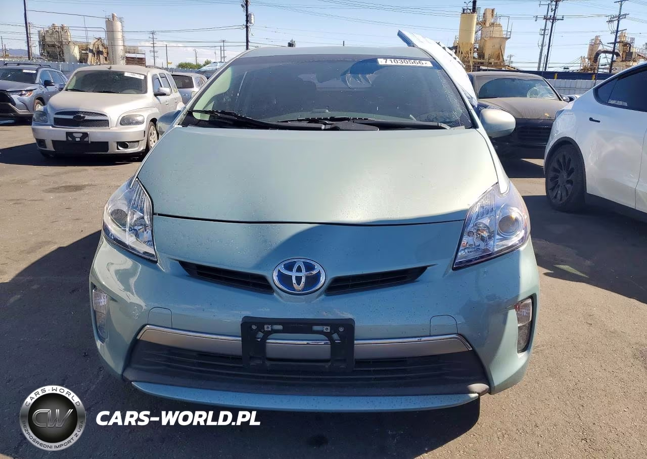 2013 Toyota Prius Plug-In Hybrid Base VIN:JTDKN3DP3D3043755 - 5