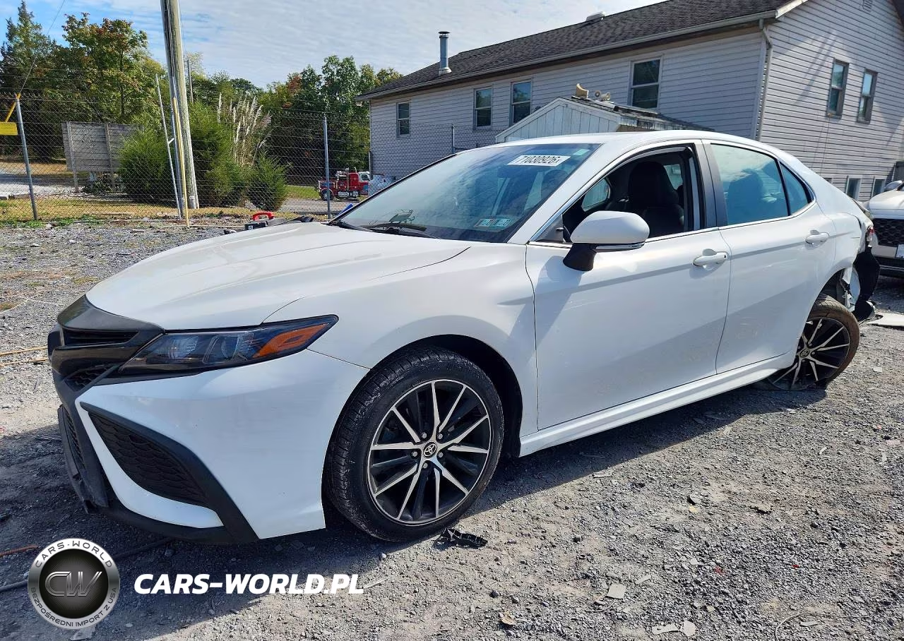 2022 Toyota Camry Se