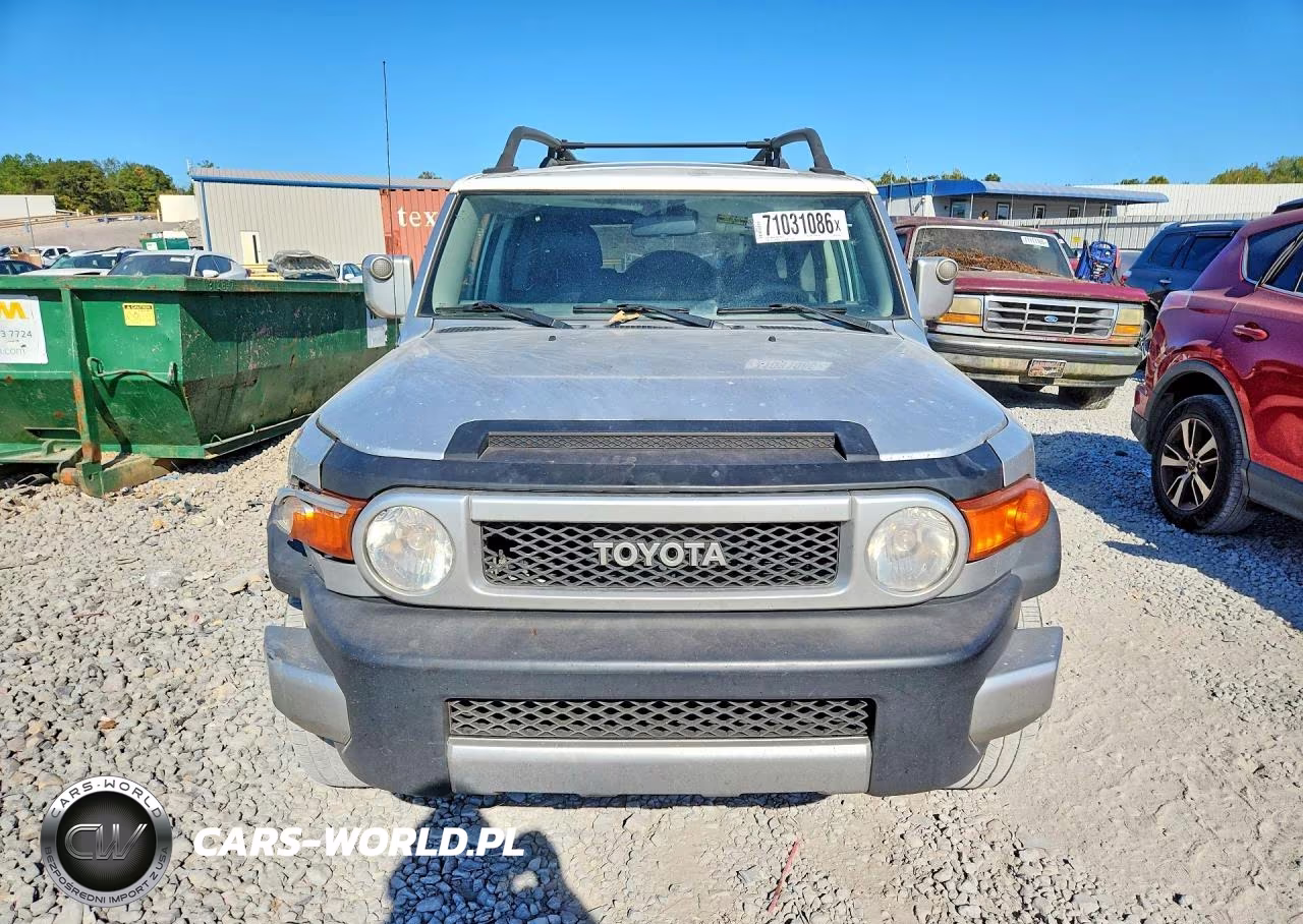 2007 Toyota Fj Cruiser Base VIN:JTEZU11F870013394 - 5