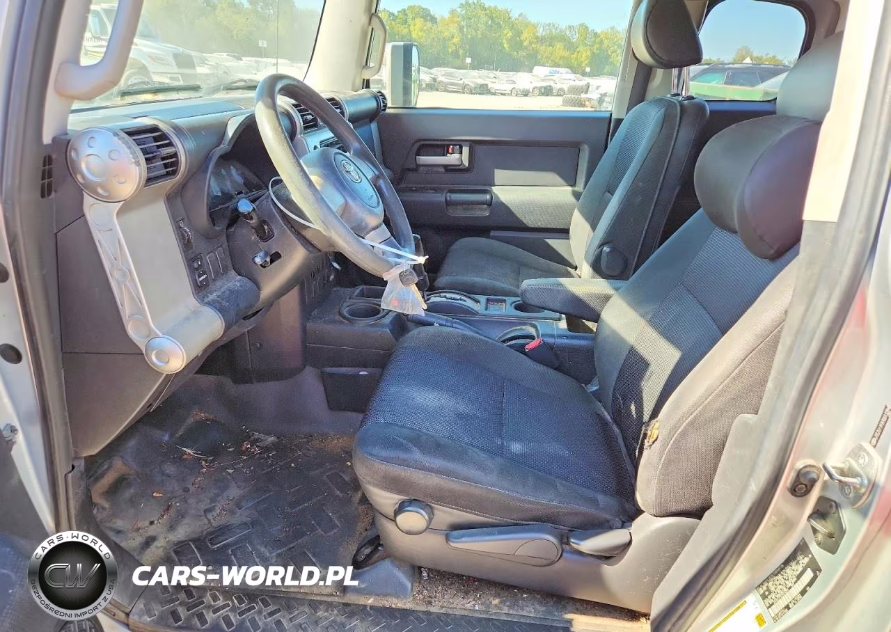 2007 Toyota Fj Cruiser Base VIN:JTEZU11F870013394 - 7
