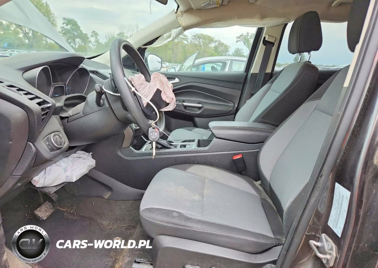 2017 Ford Escape Se VIN:1FMCU9G9XHUB05381 - 7