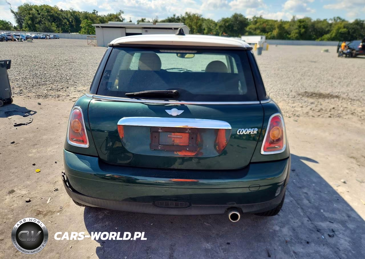 2008 Mini Cooper VIN:WMWMF33588TT67714 - 7