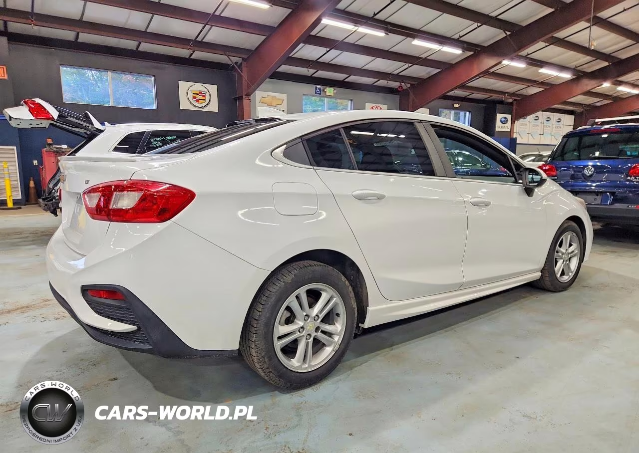 2016 Chevrolet Cruze Lt VIN:1G1BE5SM2G7268792 - 3